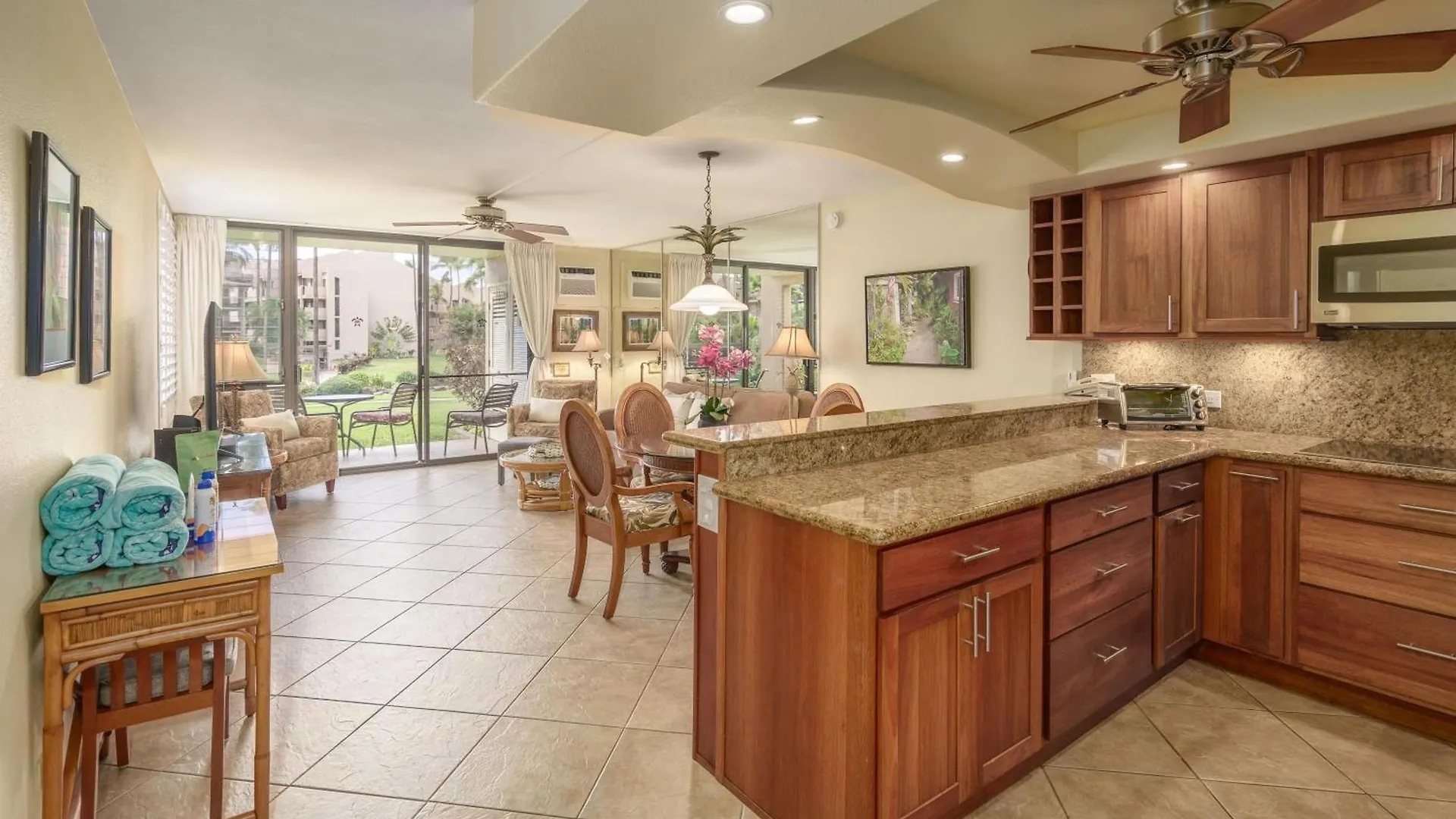 Kamaole Sands 2-102 Wailea